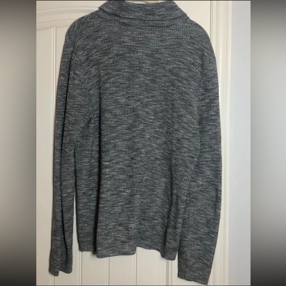 Express Long Sleeve Grey Sweater with Zipper Accent- Women’s Size M- Like New! - Picture 5 of 6